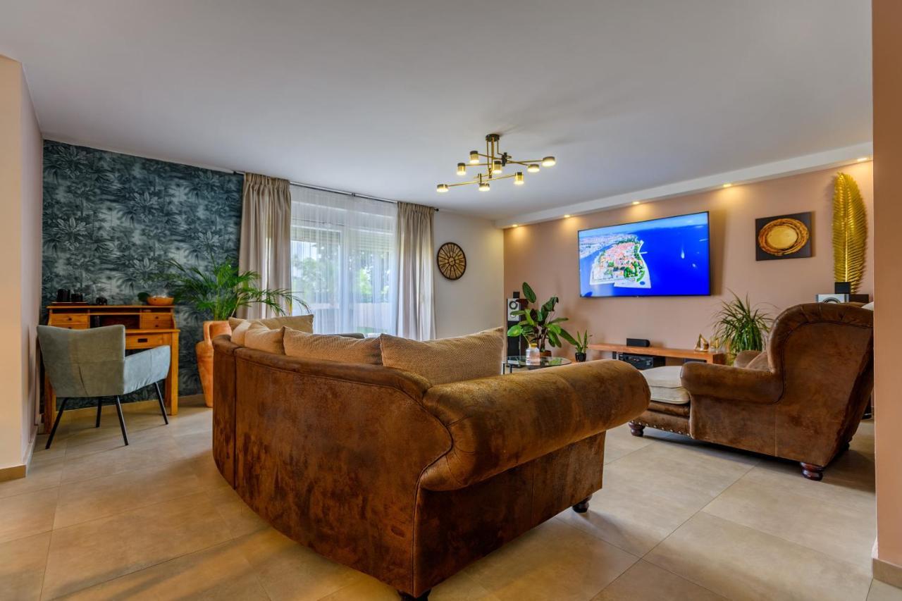 Green Residence Villa Задар Екстериор снимка