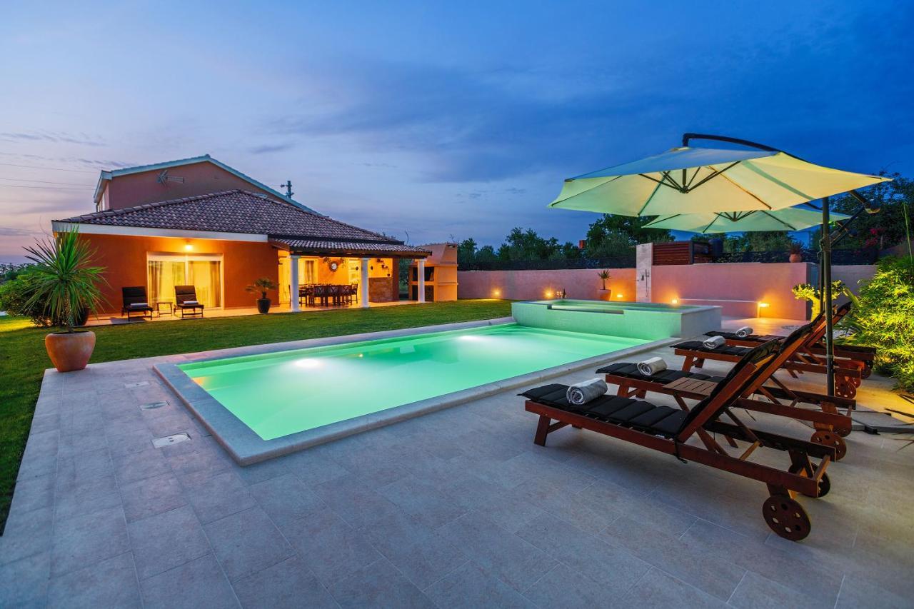 Green Residence Villa Задар Екстериор снимка